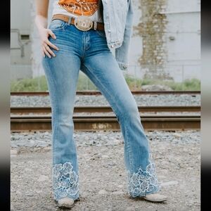 Driftwood Farrah Boho Embroidered Flare Mid Rise Stretchy Festival Jeans